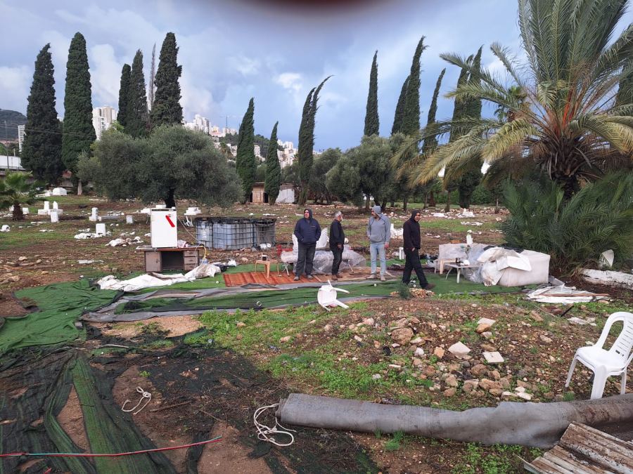 تحذير من مخطط متصاعد لاستهداف مقبرة حيفا التاريخية